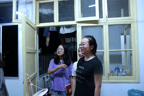 新学期芭乐视频
领导老师下寝送关怀